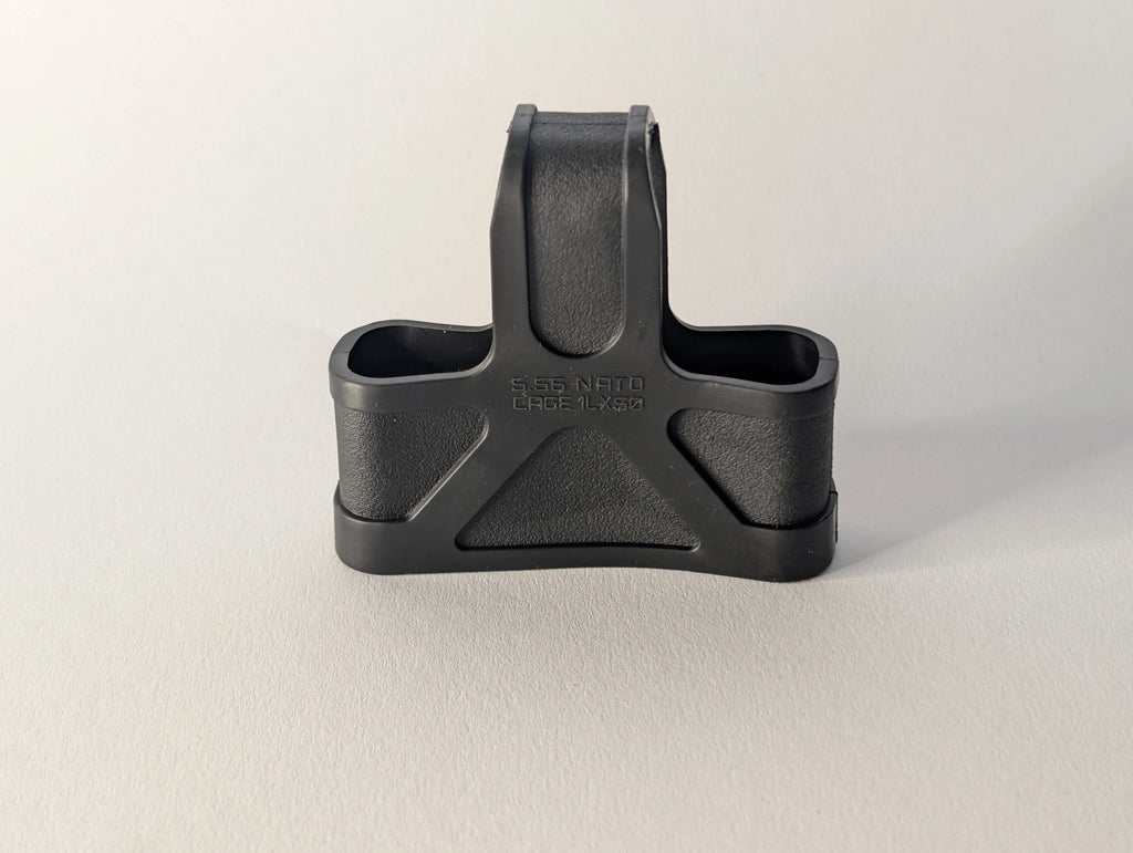 Schwarze Gummi-Magazinschleife 5.56 Airsoft – Produktfoto